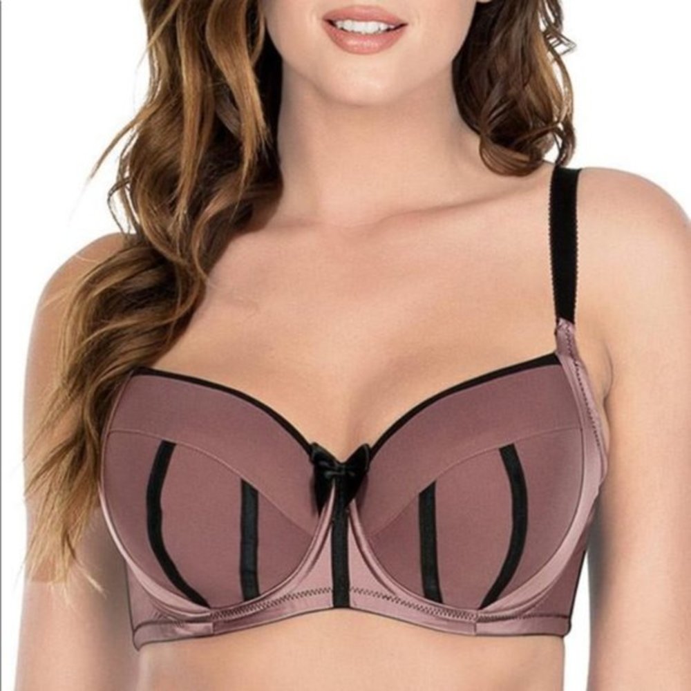 The Charlotte Padded 3 Part Cup Brain Woodrose 44E